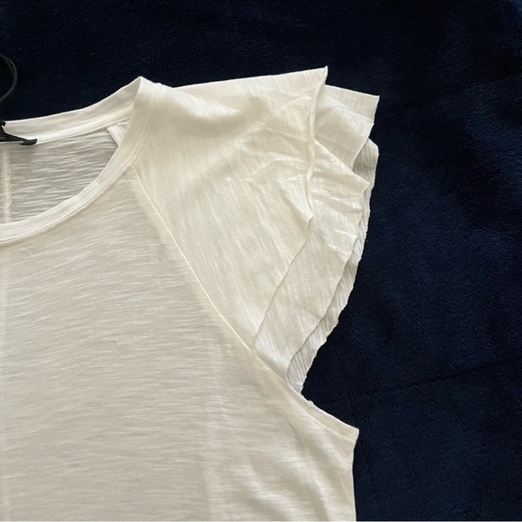 Paige Linnea White Tee - Picture 4 of 10